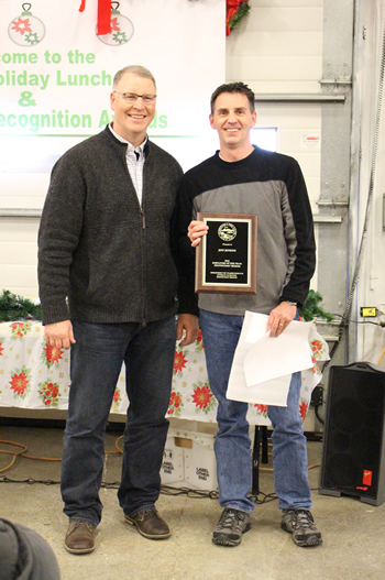 Commissioner Luiken presents Jeff Jenkins with the 2016 Southcoast Region Employee of the Year award