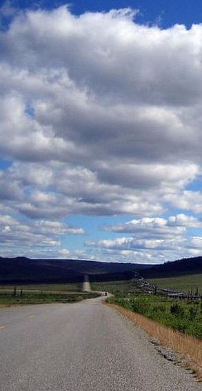Dalton Highway and Trans-Alaska Pipeline near Arctic Circle